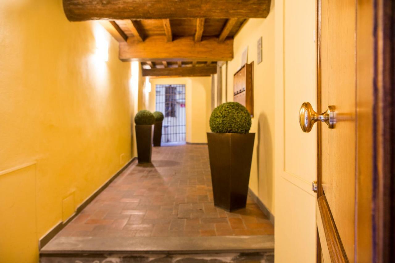 Art Apartment Vicolo Del Panico Florence Exterior photo